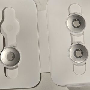 Apple AirTag Set
